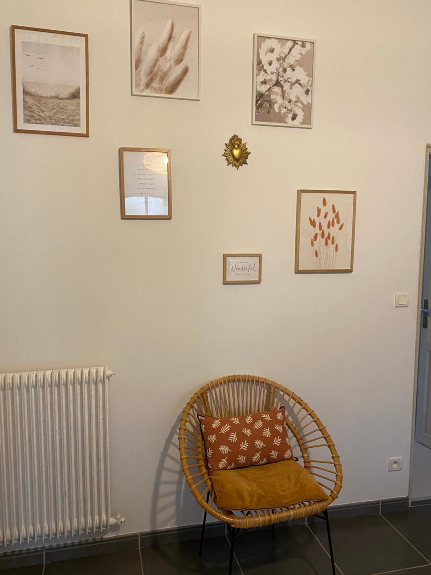 Appartement Proche Des Remparts Et Tous Commerces. Montreuil  Екстериор снимка
